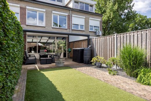 Klik op de foto om te vergroten
