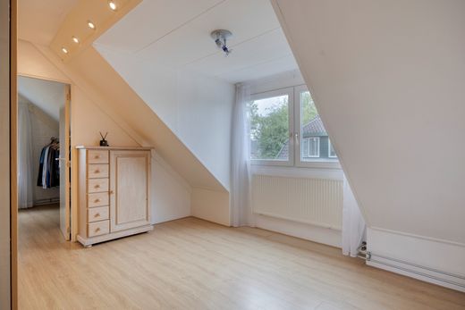 Klik op de foto om te vergroten