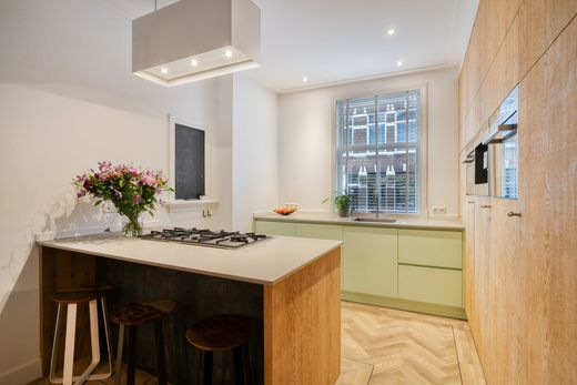 Klik op de foto om te vergroten