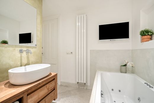 Klik op de foto om te vergroten