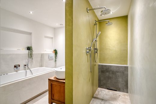 Klik op de foto om te vergroten