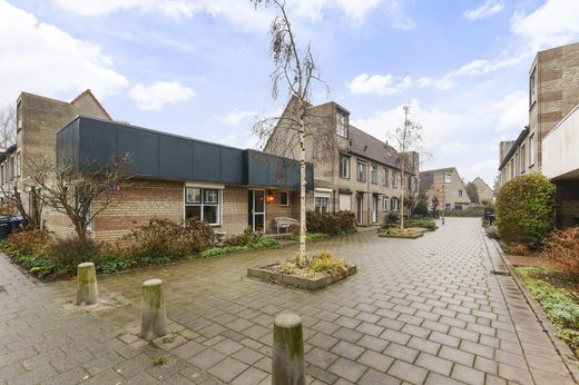 Klik op de foto om te vergroten