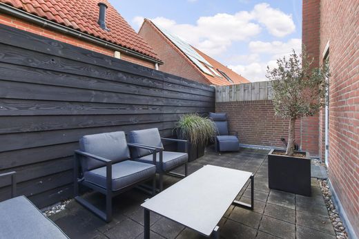 Klik op de foto om te vergroten