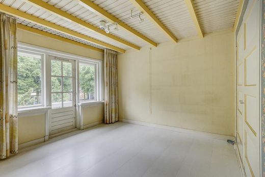 Klik op de foto om te vergroten