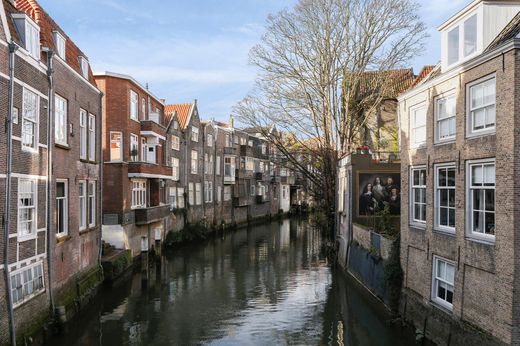 Klik op de foto om te vergroten