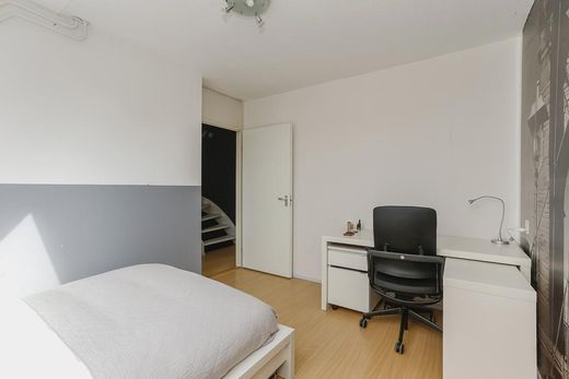 Klik op de foto om te vergroten