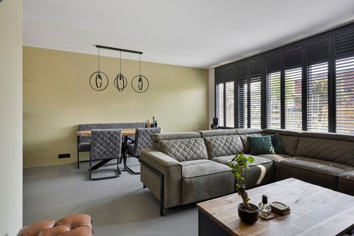 slider-image-4