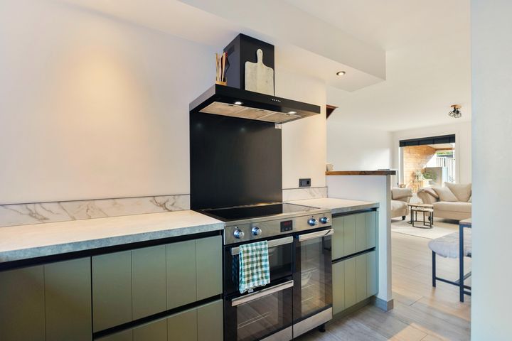 slider-image-4