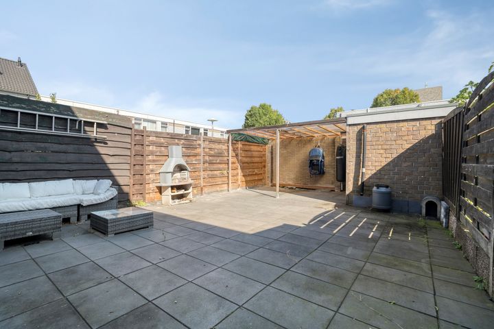 slider-image-3