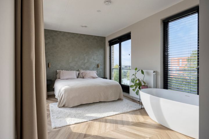 slider-image-3