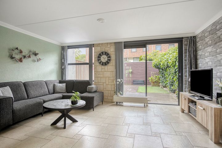 slider-image-13