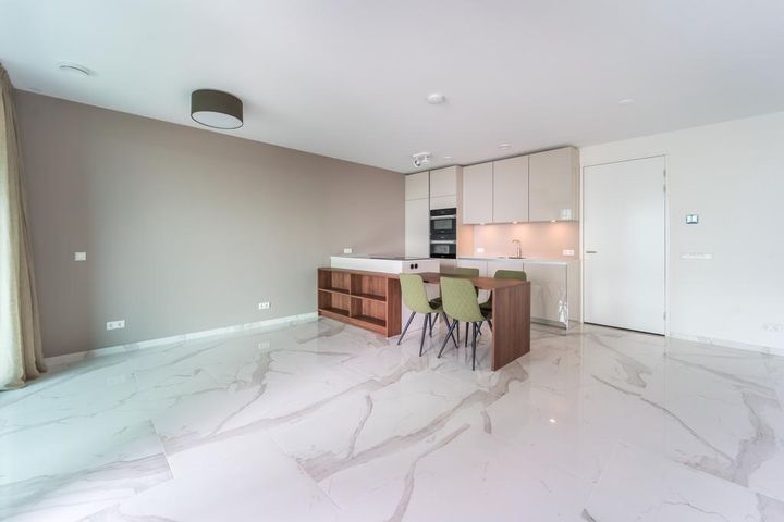 slider-image-3