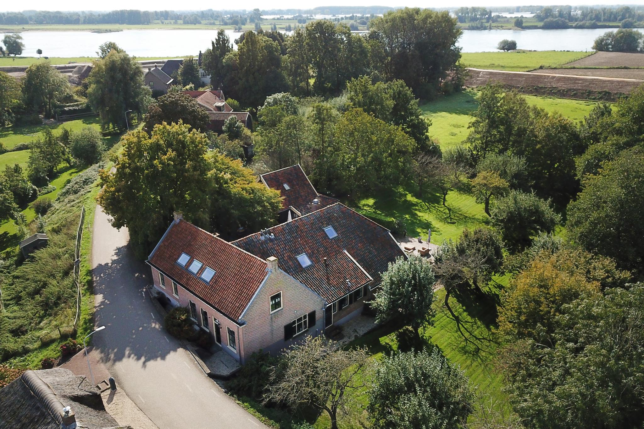 Waaldijk 40 Herwijnen woonhuis Te Koop Bij Bijzonder Wonen waaldijk-40-herwijnen-woonhuis-te-koop-bij-bijzonder-wonen