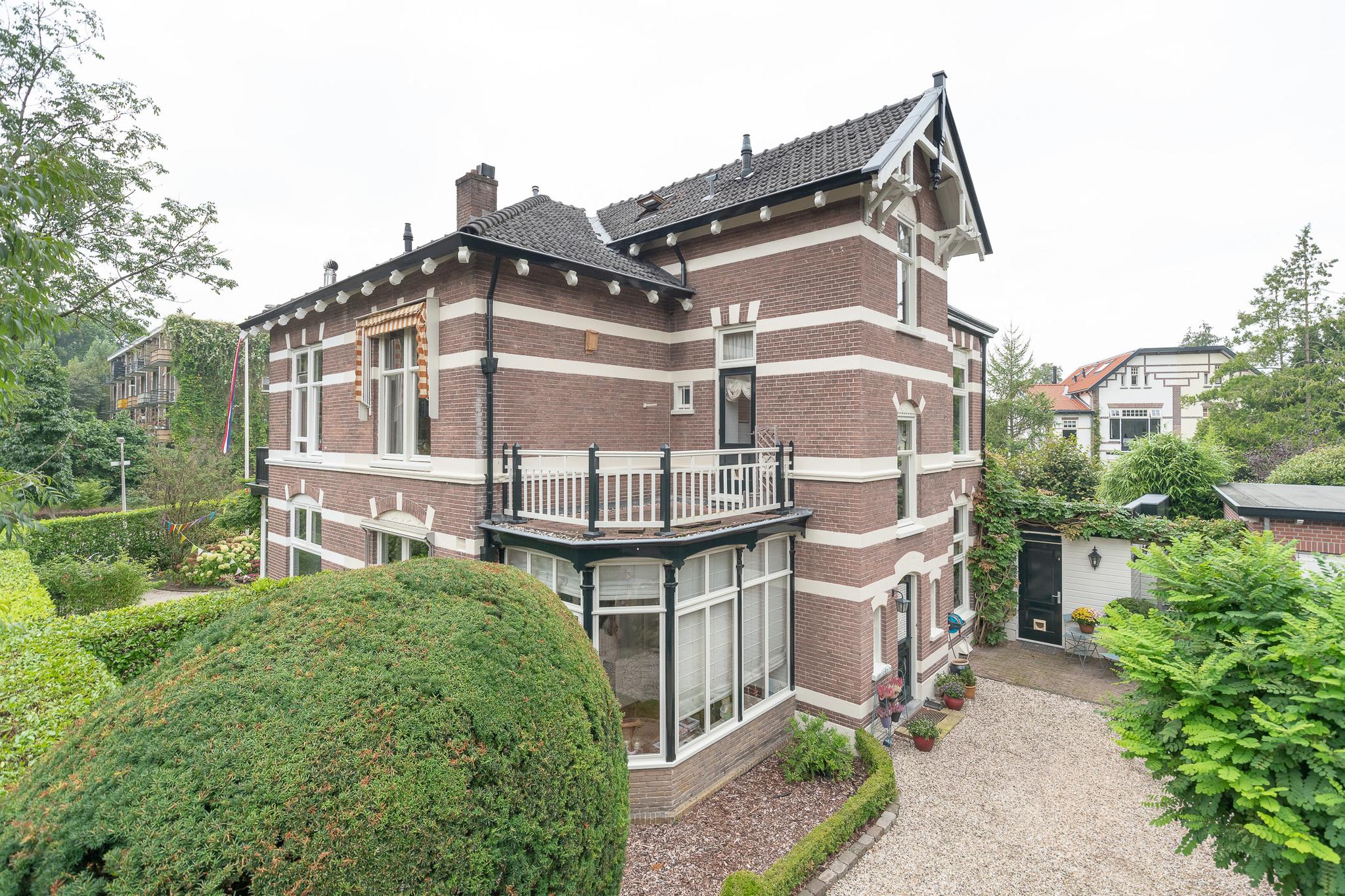 Koningslaan 26 Bussum (woonhuis) - te koop bij Montana Makelaardij